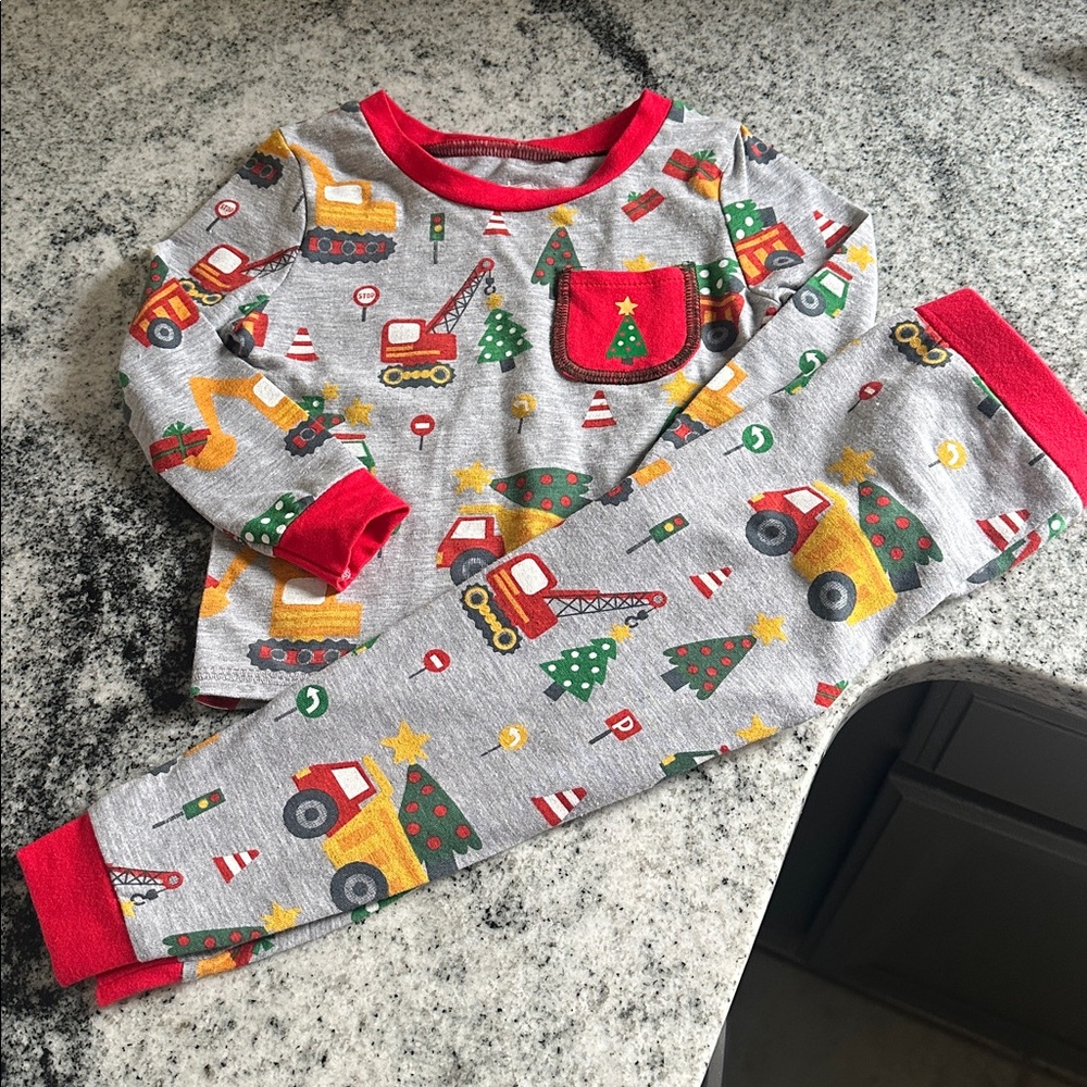 Mud Pie Christmas Holiday Construction Print Two Piece Long Sleeve Pajama‎ Set
